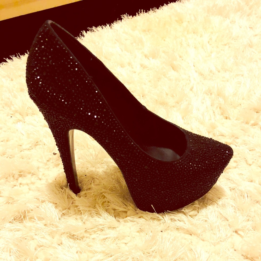 Beautiful Steve Madden stilettos